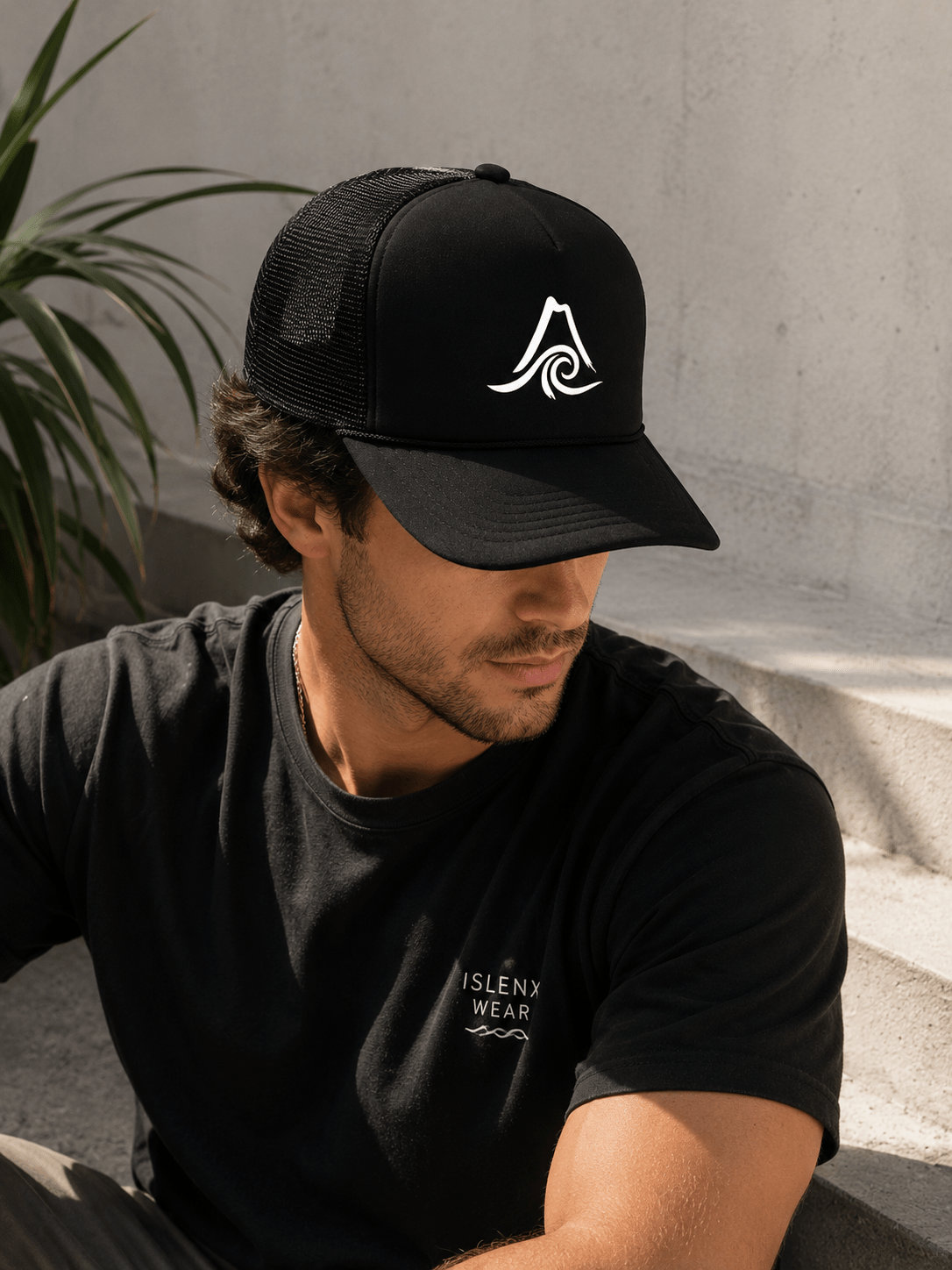 Trucker Black Essential – IsleñX - isleñX
